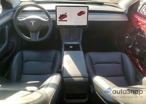 2021 Tesla Model 3 z USA, uszkodzony, nr VIN 5YJ3E1EB9MF087774